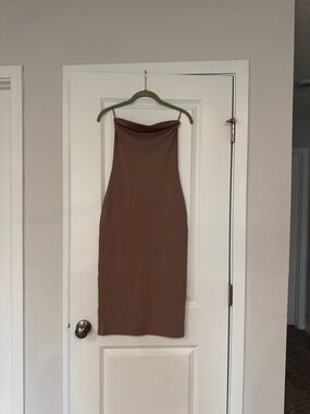 Simple Strapless Aritzia Tube Dress in Brown